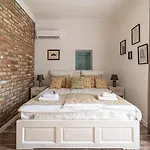 Bella Bed & Breakfast