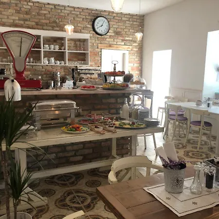 Bed & Breakfast Bella Badacsonytomaj