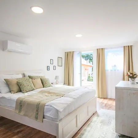 Bella Bed & Breakfast Badacsonytomaj