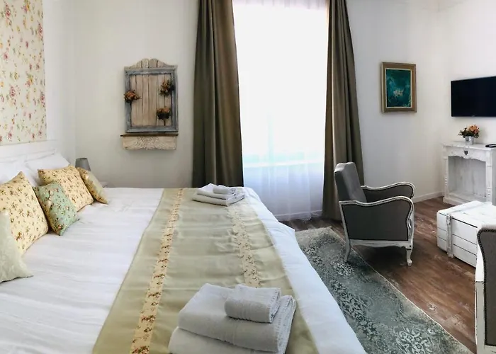 Bella Bed and breakfast Badacsonytomaj