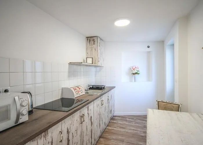 Bed & Breakfast Bella 4*