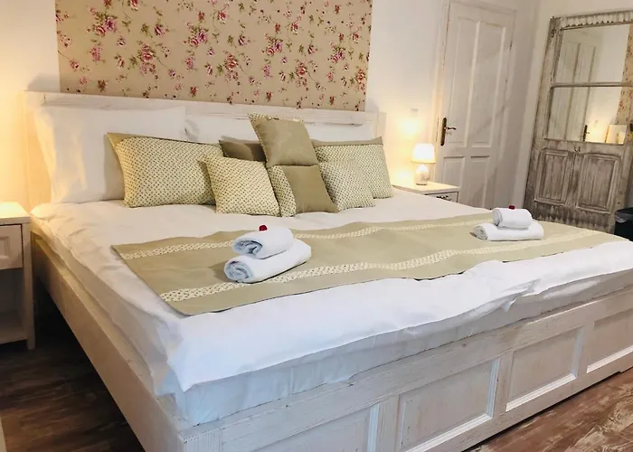 Bella Bed & Breakfast 3*