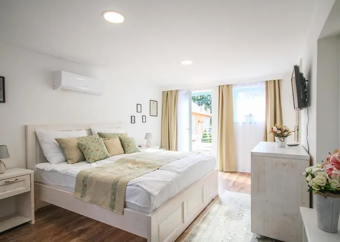 Bella Bed and breakfast Badacsonytomaj